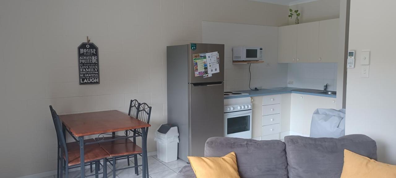 Whitsunday Waterfront Apartments Airlie Beach Εξωτερικό φωτογραφία