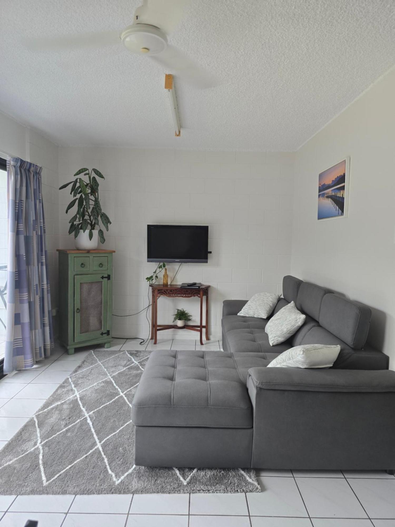Whitsunday Waterfront Apartments Airlie Beach Εξωτερικό φωτογραφία